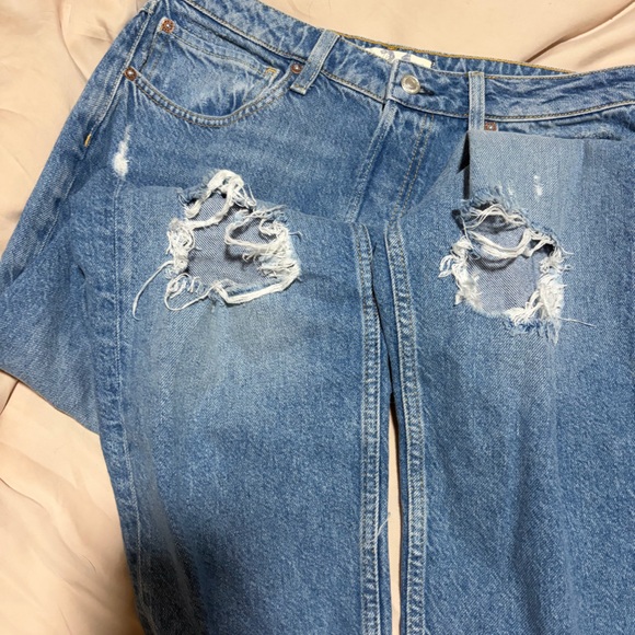 NWT Free People Thirty-One Distressed Blue Straight Leg Jeans - Picture 2 of 5